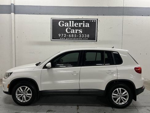 Used 2014 Volkswagen Tiguan S image 1