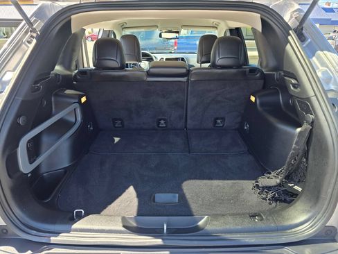 Used 2015 Jeep Cherokee Limited w/ Technology Group AWD/4WD image 14