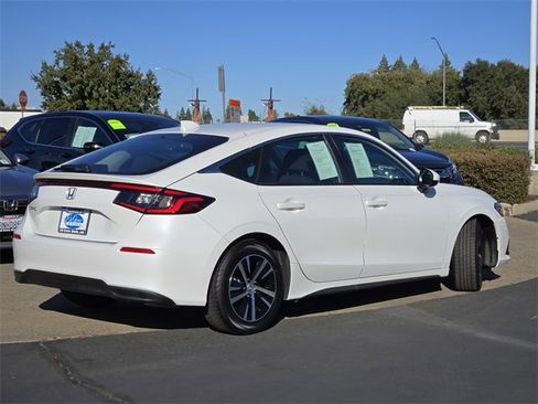 Used 2022 Honda Civic LX image 4