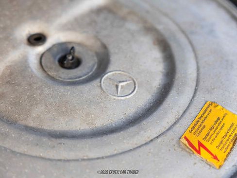 Used 1987 Mercedes-Benz 560 SL image 26