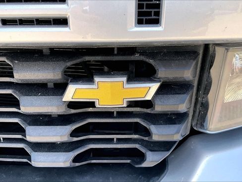 Used 2021 Chevrolet Silverado 1500 Custom RWD image 31