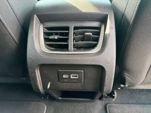 Used 2025 Chevrolet Blazer LT AWD/4WD image 32