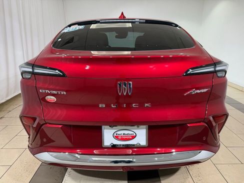 Used 2024 Buick Envista Avenir image 4
