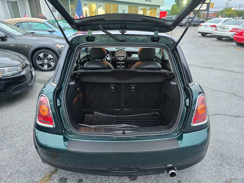 Used 2010 MINI Cooper Hardtop FWD image 12
