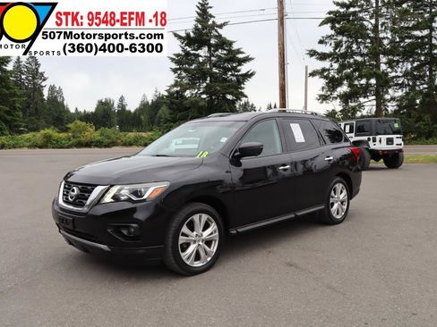 Used 2018 Nissan Pathfinder SL w/ SL Premium Package AWD/4WD image 2