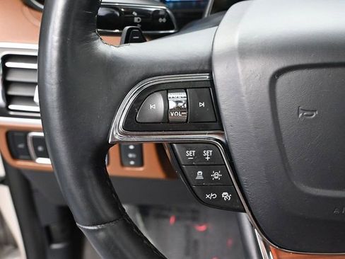 Used 2024 Lincoln Navigator Reserve w/ Equipment Group 201A image 30