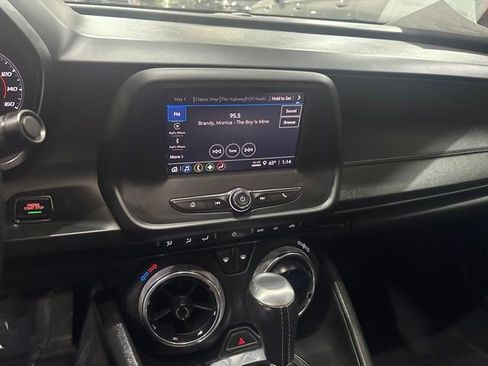 Used 2023 Chevrolet Camaro LT RWD image 18