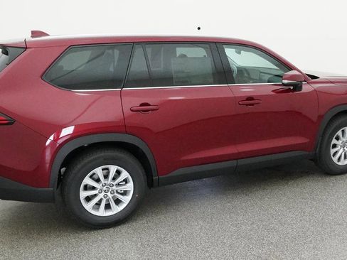 Used 2026 Toyota Grand Highlander XLE image 13