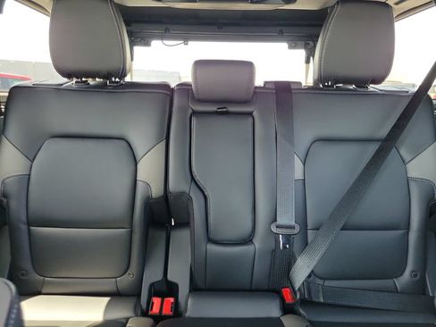New 2026 Ford Bronco Outer Banks AWD/4WD image 17