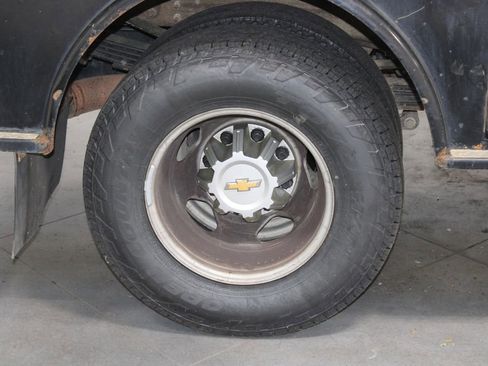 Used 2024 Chevrolet Silverado 3500 W/T w/ WT Convenience Package AWD/4WD image 16