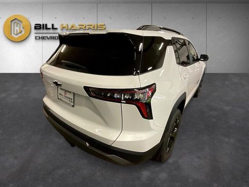 New 2026 Chevrolet Equinox LT image 2