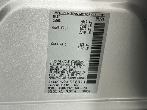 Used 2025 Nissan Leaf S image 35