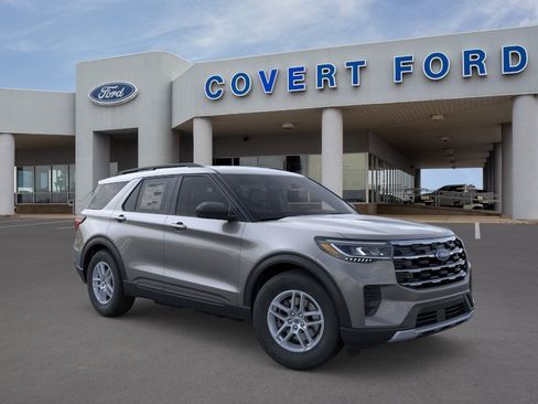 New 2026 Ford Explorer Active RWD image 7