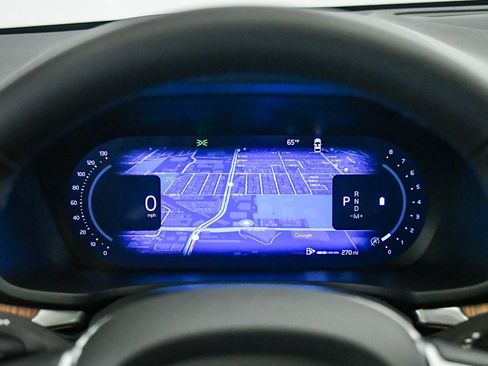 Certified 2025 Volvo V60 B5 Cross Country Plus image 22