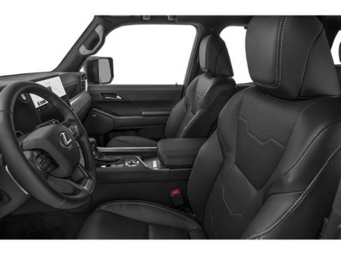 Used 2024 Lexus GX 550 w/ Cold Area Package AWD/4WD image 8