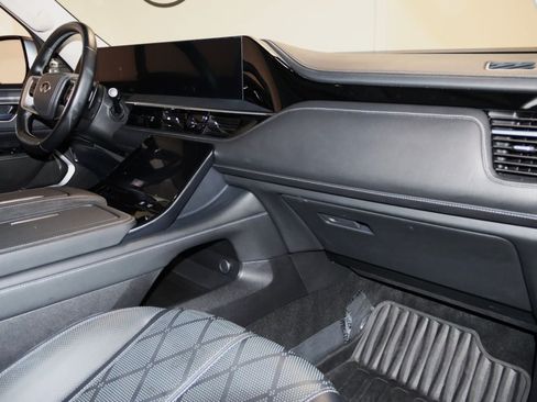 Used 2025 INFINITI QX80 Sensory AWD/4WD image 65