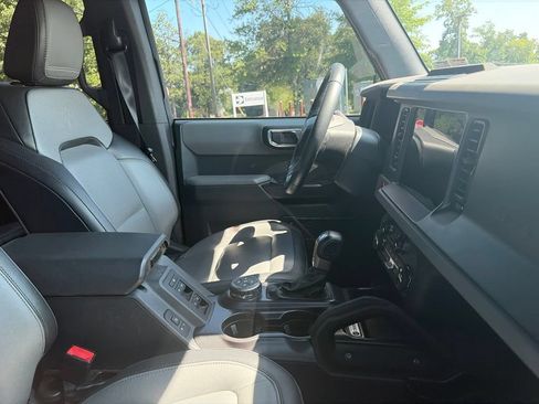 Used 2024 Ford Bronco Everglades AWD/4WD image 11