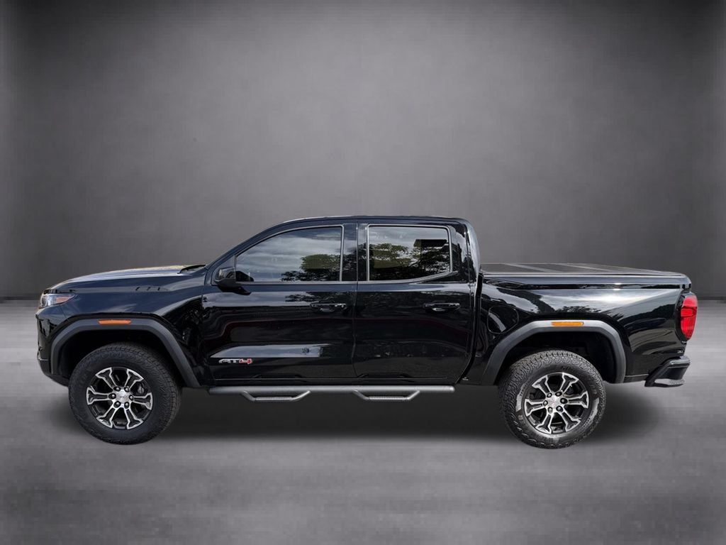 Used 2025 GMC Canyon AT4 AWD/4WD image 11