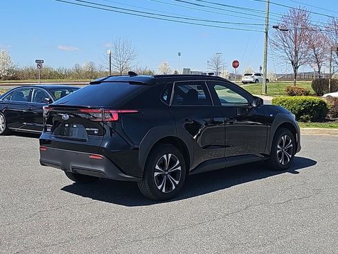 Used 2025 Subaru Solterra Premium w/ Premium Convenience Package image 12