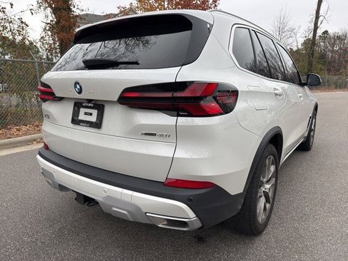 Certified 2024 BMW X5 xDrive40i w/ Premium Package image 9
