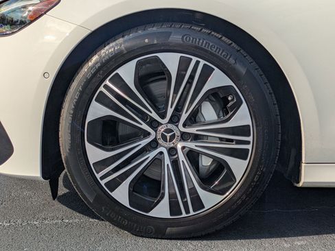 Certified 2025 Mercedes-Benz E 350 4MATIC Sedan image 13