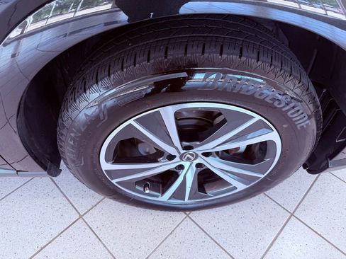 Certified 2025 Lexus RX 350 Premium FWD image 17
