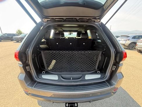 Used 2019 Jeep Grand Cherokee Trailhawk w/ Trailhawk Luxury Group AWD/4WD image 17