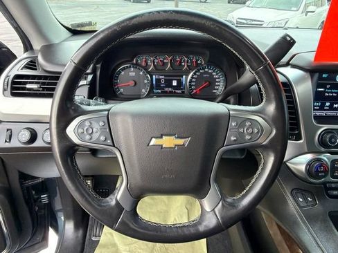 Used 2019 Chevrolet Tahoe LT w/ LT Signature Package AWD/4WD image 23