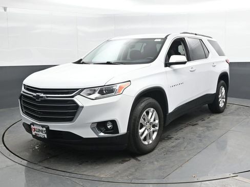 Used 2020 Chevrolet Traverse LT w/ LPO, Floor Liner Package image 8