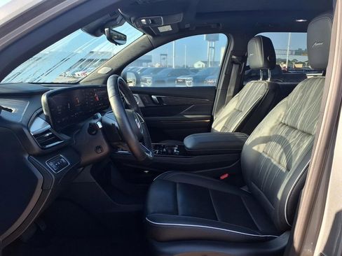 Certified 2026 Buick Enclave Avenir w/ Super Cruise Package FWD image 16