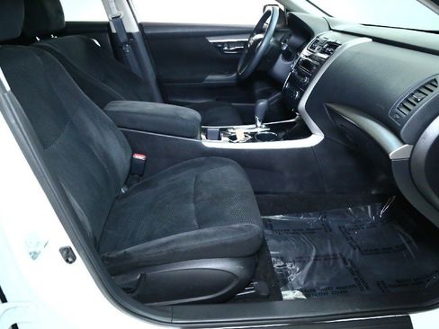 Used 2014 Nissan Altima 2.5 S image 31