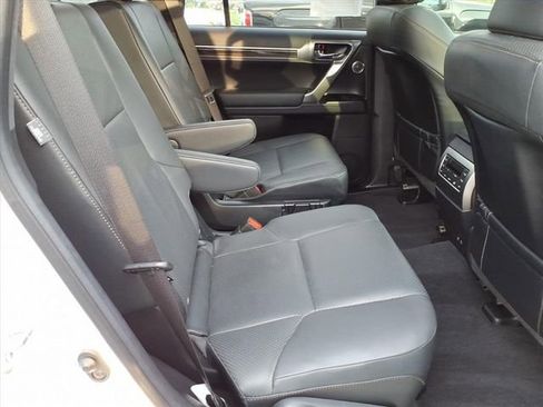 Used 2023 Lexus GX 460 Luxury w/ Sport Design Package AWD/4WD image 24