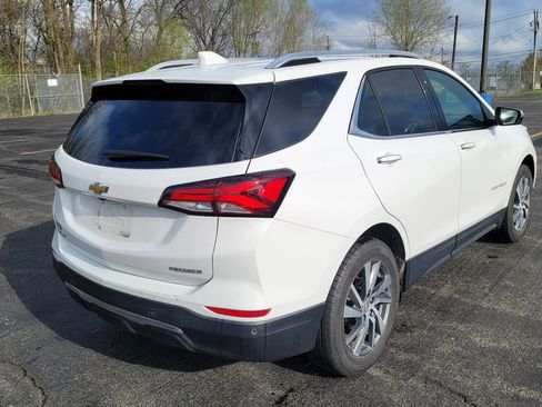 Used 2024 Chevrolet Equinox Premier w/ LPO, Floor Liner Package image 6