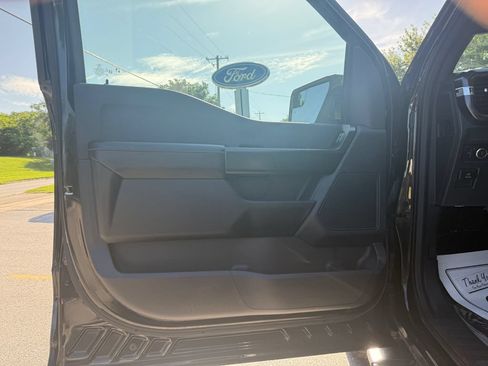 Used 2022 Ford F150 XL w/ STX Appearance Package AWD/4WD image 19