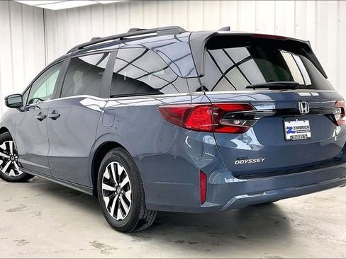 Certified 2026 Honda Odyssey EX-L image 11