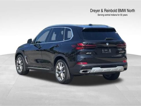 Used 2025 BMW X5 xDrive50e AWD/4WD image 4