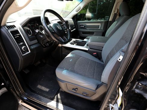 Used 2017 RAM 1500 Big Horn image 18