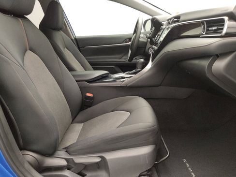 Used 2020 Toyota Camry LE image 21