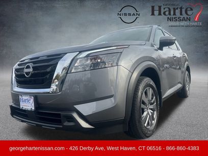 New 2025 Nissan Pathfinder SV