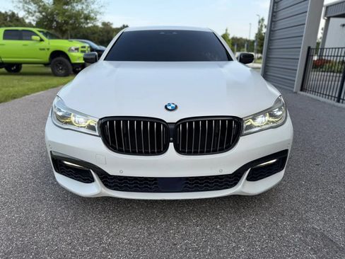 Used 2017 BMW 750i RWD image 3