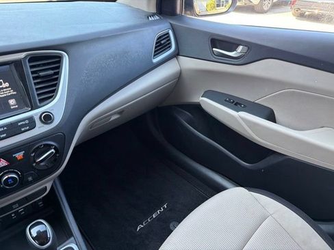 Used 2022 Hyundai Accent SEL FWD image 29