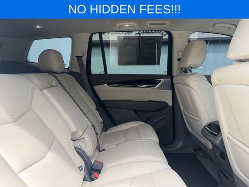 Used 2025 Cadillac XT6 Premium Luxury w/ LPO, Floor Liner Package FWD image 30