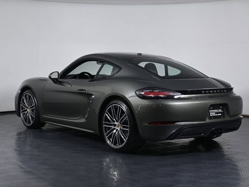 Used 2025 Porsche 718 Cayman image 3