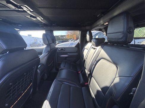 Used 2023 Ford Bronco Badlands image 21