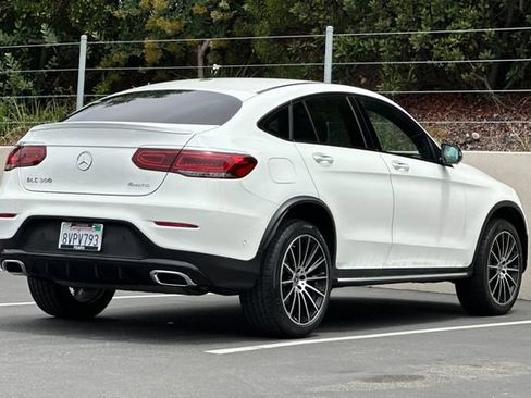 Used 2021 Mercedes-Benz GLC 300 4MATIC Coupe image 5