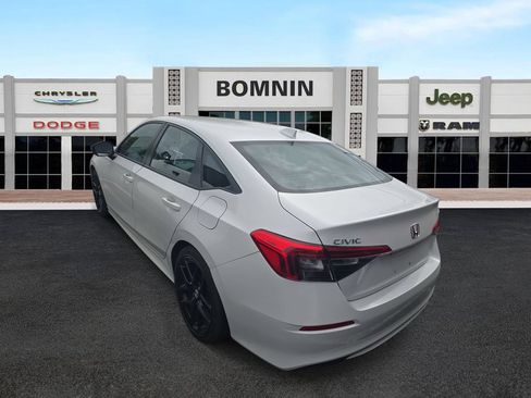 Used 2024 Honda Civic Sport image 4