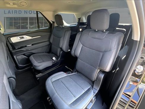 New 2026 Ford Explorer Active AWD/4WD image 27