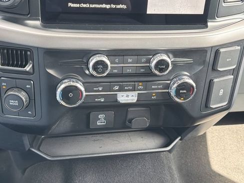 Used 2024 Ford F150 XLT AWD/4WD image 14