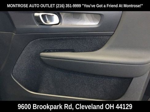 New 2024 Volvo XC40 Recharge Plus w/ Protection Package Premier image 33