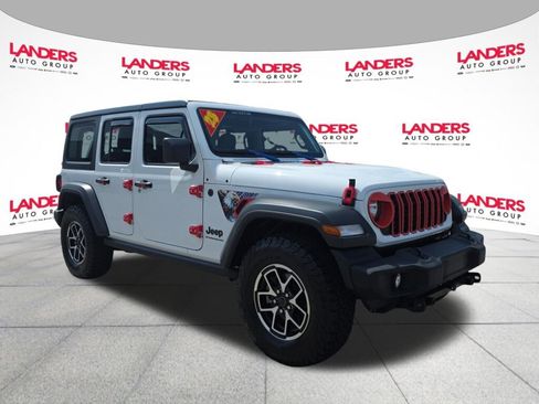 Used 2025 Jeep Wrangler Unlimited Sport AWD/4WD image 1